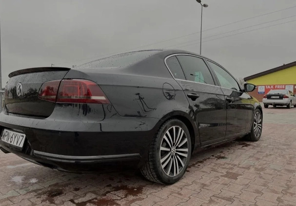 Volkswagen Passat cena 36000 przebieg: 244000, rok produkcji 2012 z Olsztyn małe 11